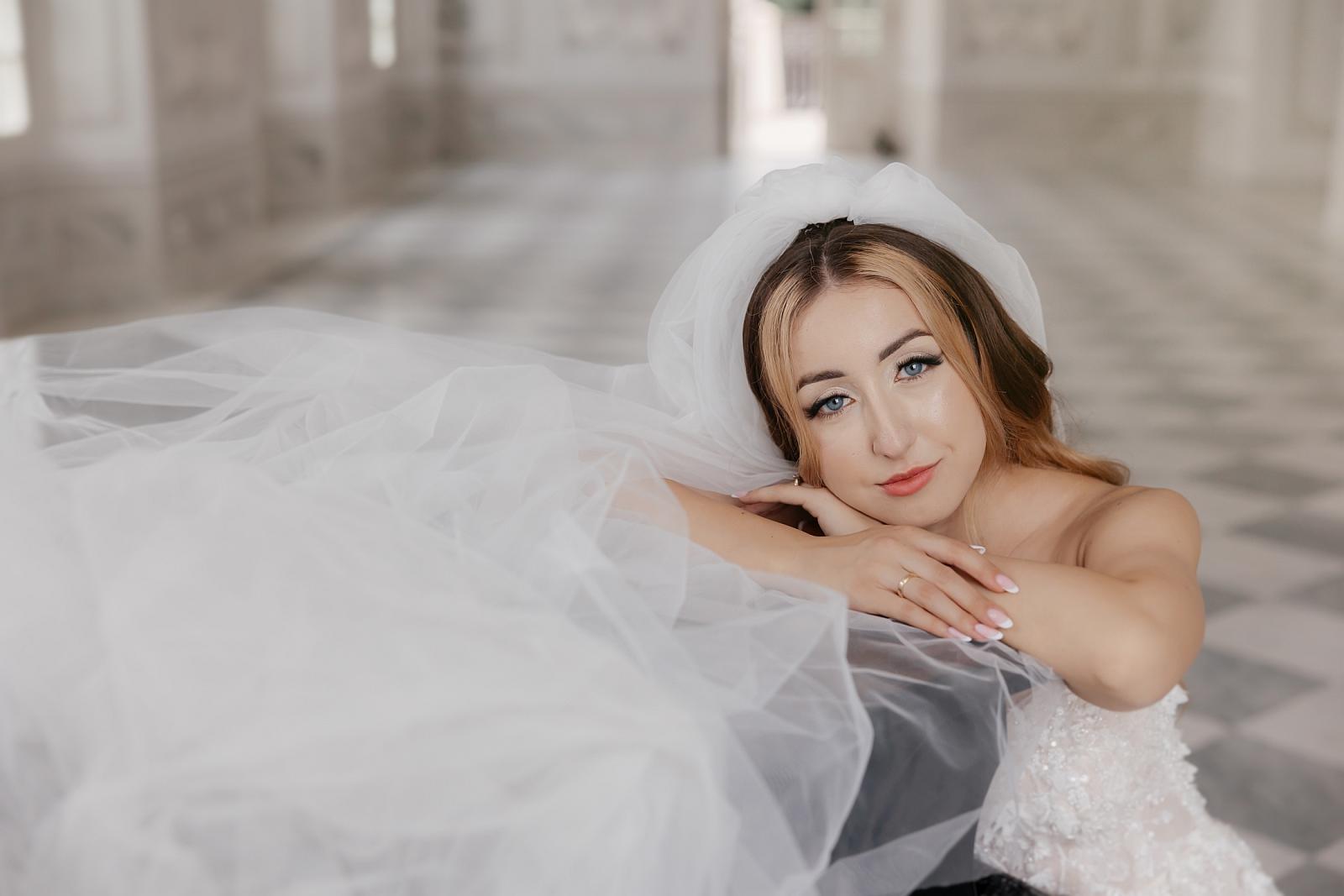 pałac w Kurozwękach fotografia ślubna Tarnów bialaramka
